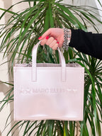 BORSA MARC ELLIS IN GOMMA LUCIDA QUADRATA CON TRACOLLA