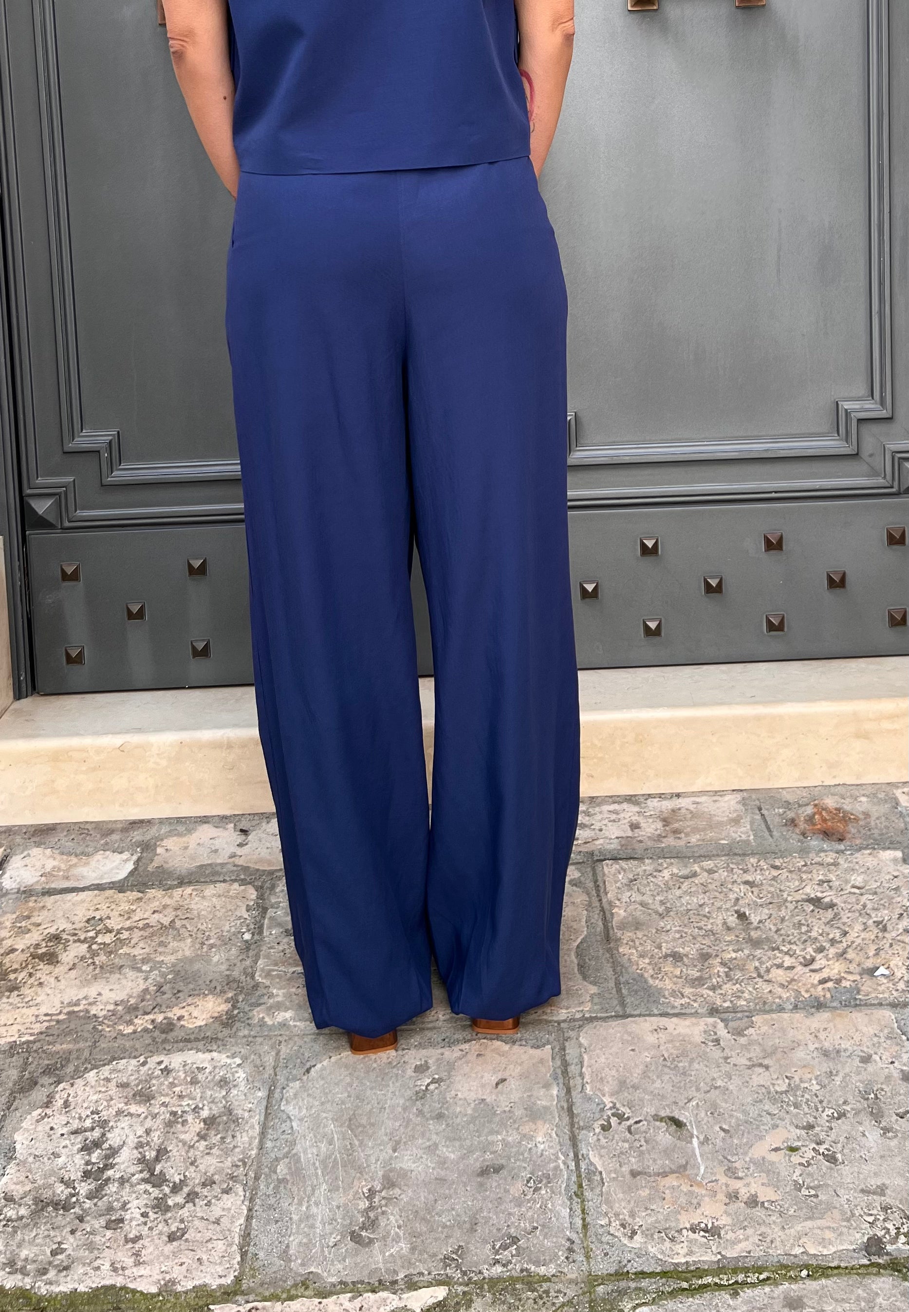 PANTALONE LARGO CON PENCE – FRACOMINA