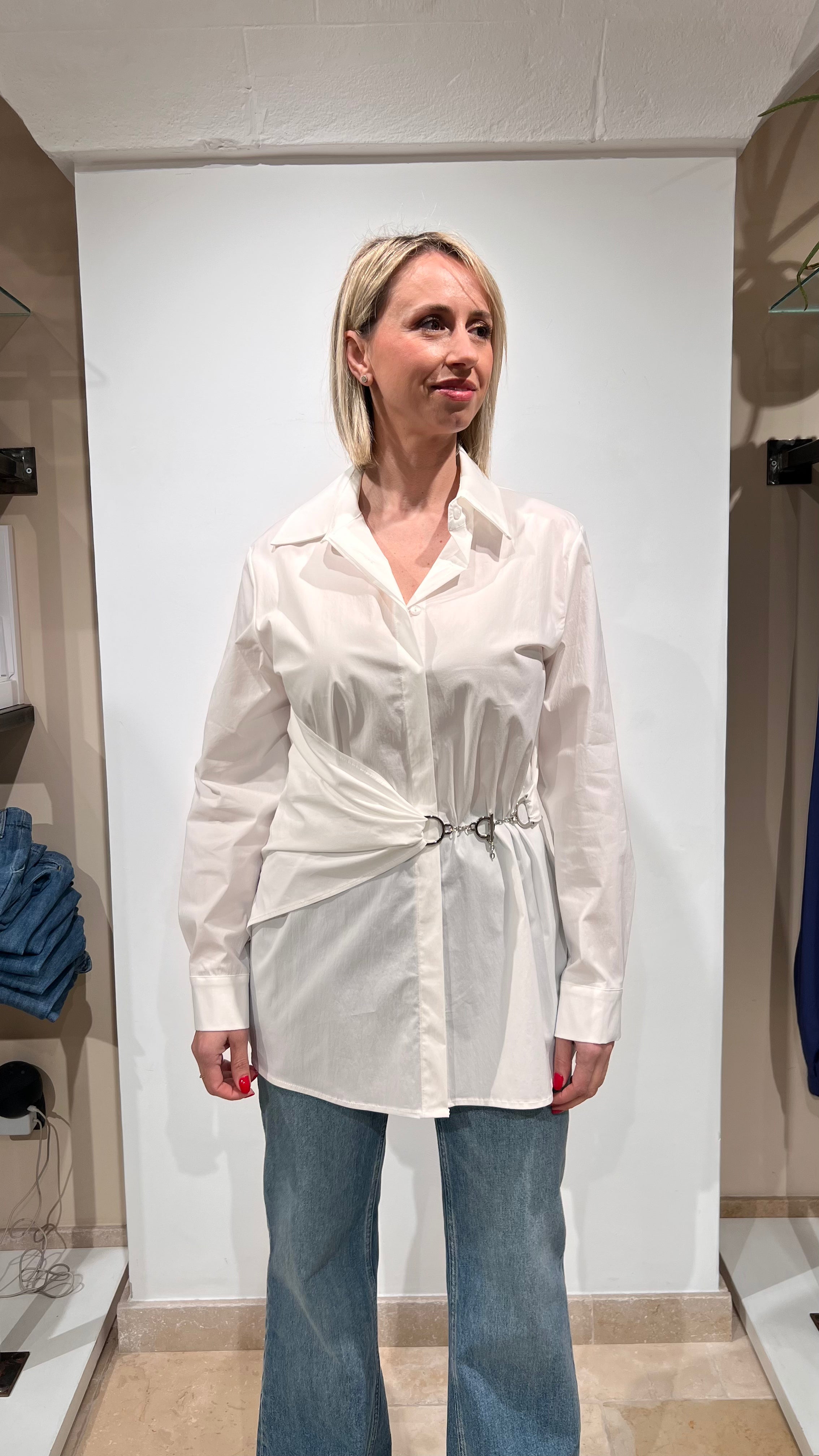 CAMICIA CHEMISIER CON CATENA