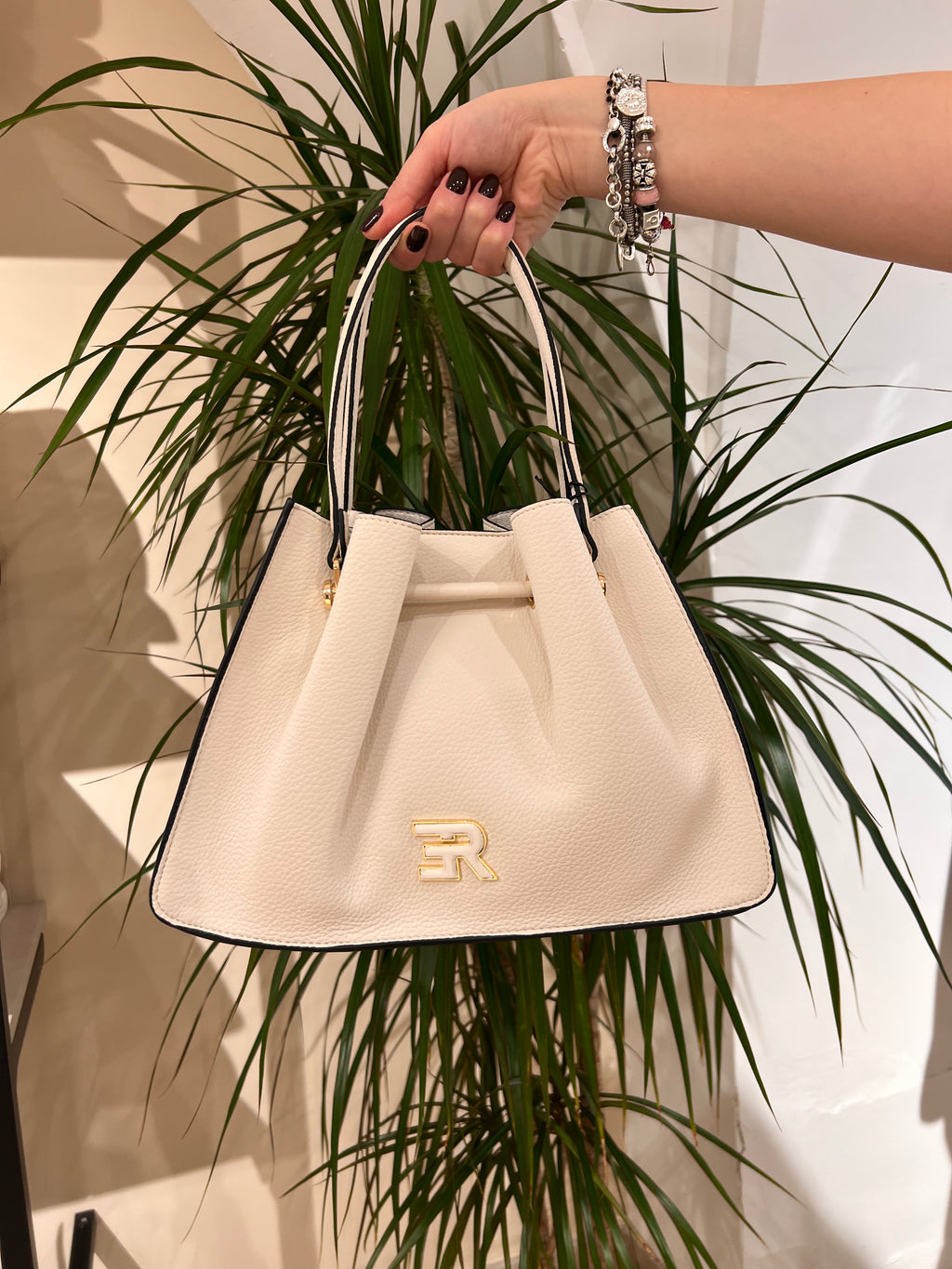 BORSA MANICI RIGIDI E TRACOLLA – ERMANNO FIRENZE