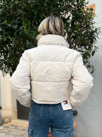 PIUMINO TOMMY HILFIGER BIANCO A COSTINE – MODELLO CROP JACKET