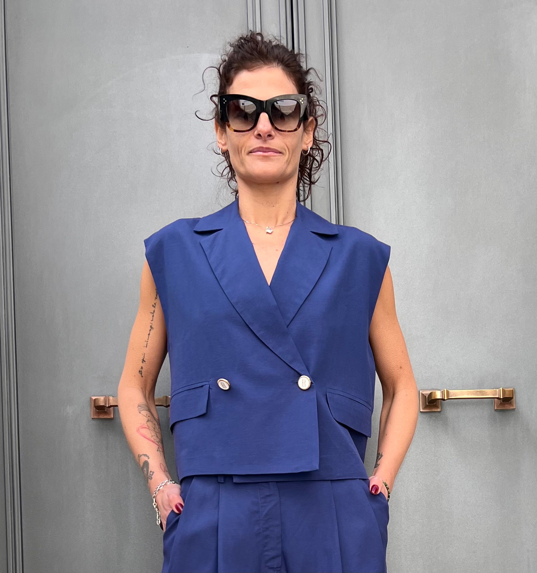 GILET CORTO SMANICATO DOPPIOPETTO – FRACOMINA