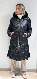 PIUMINO LUNGO CON ZIP LATERALI E CAPPUCCIO CON PELLICCIA