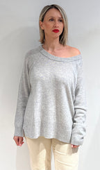 MAGLIA GIROCOLLO 100% CASHMERE – VESTIBILITÀ COMODA CON SPACCHI LATERALI