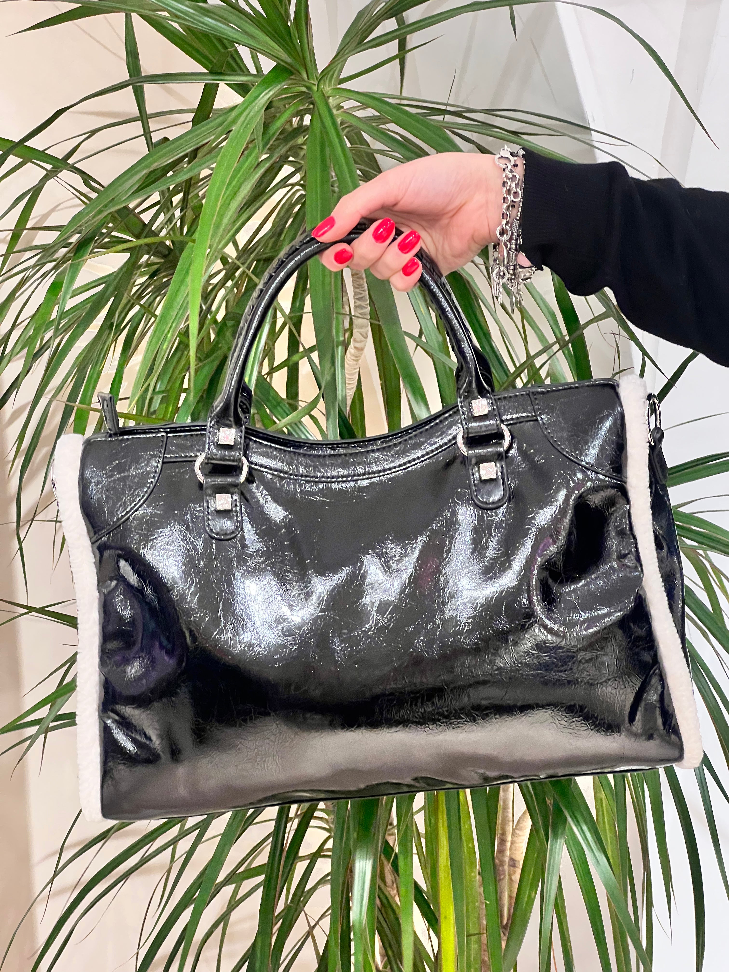 BORSA RUE MADAME IN ECOPPELLE CON PROFILO IN ECO MONTONE