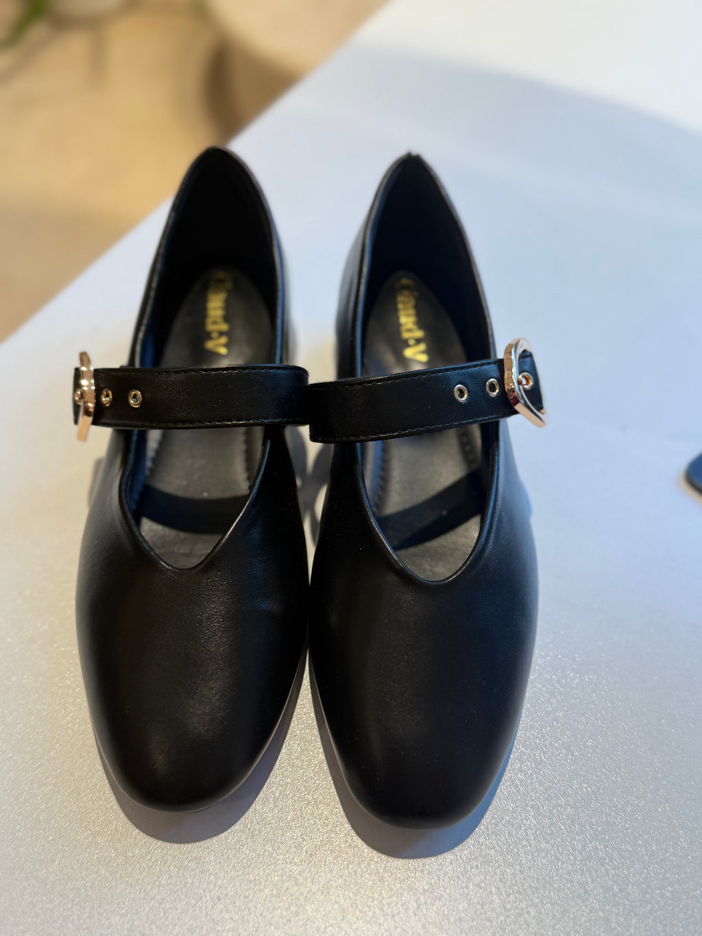 BALLERINA DONNA IN PELLE NERA CON CINTURINO E FIBBIA ORO