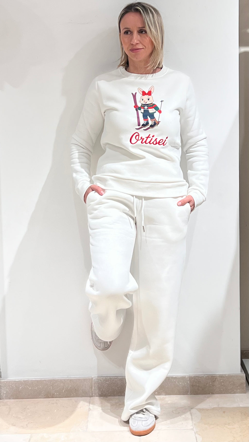 TUTA DONNA PLAZA FELPATA GIROCOLLO CON STAMPA E RICAMO COLORE BIANCO