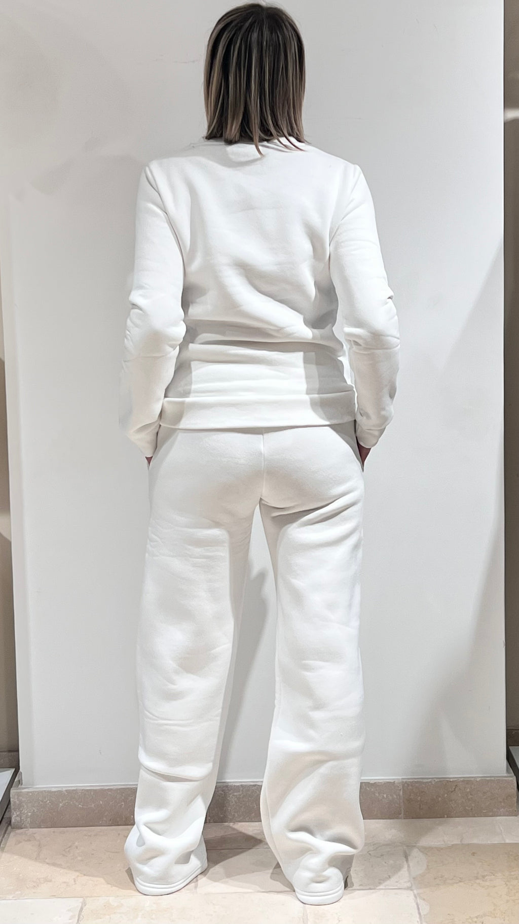 TUTA DONNA PLAZA FELPATA GIROCOLLO CON STAMPA E RICAMO COLORE BIANCO