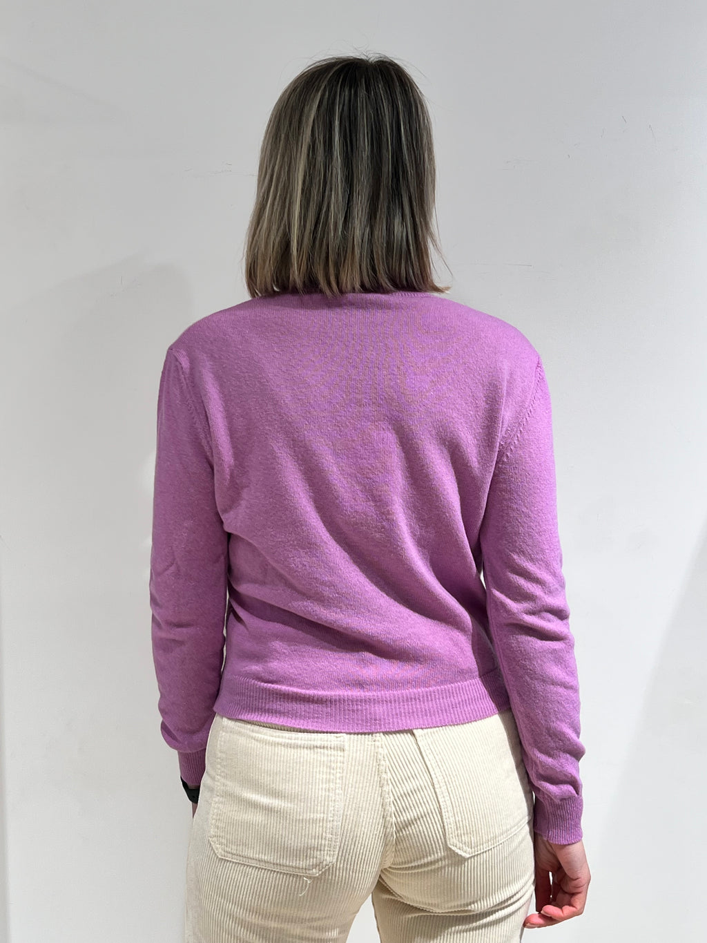 MAGLIA DONNA SCOLLO A V IN MISTO LANA, VISCOSA E CASHMERE LILLA