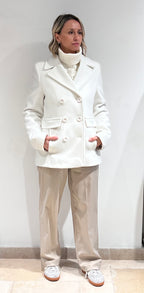 CAPPOTTO DONNA PLAZA DOPPIOPETTO – TESSUTO CALDO, BOTTONI EFFETTO CORNO, LUNGHEZZA MEDIA BIANCO