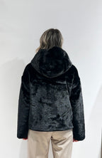 ECO PELLICCIA MORBIDA CON CAPPUCCIO CALDA INVERNALE MODELLO CORTO NERO