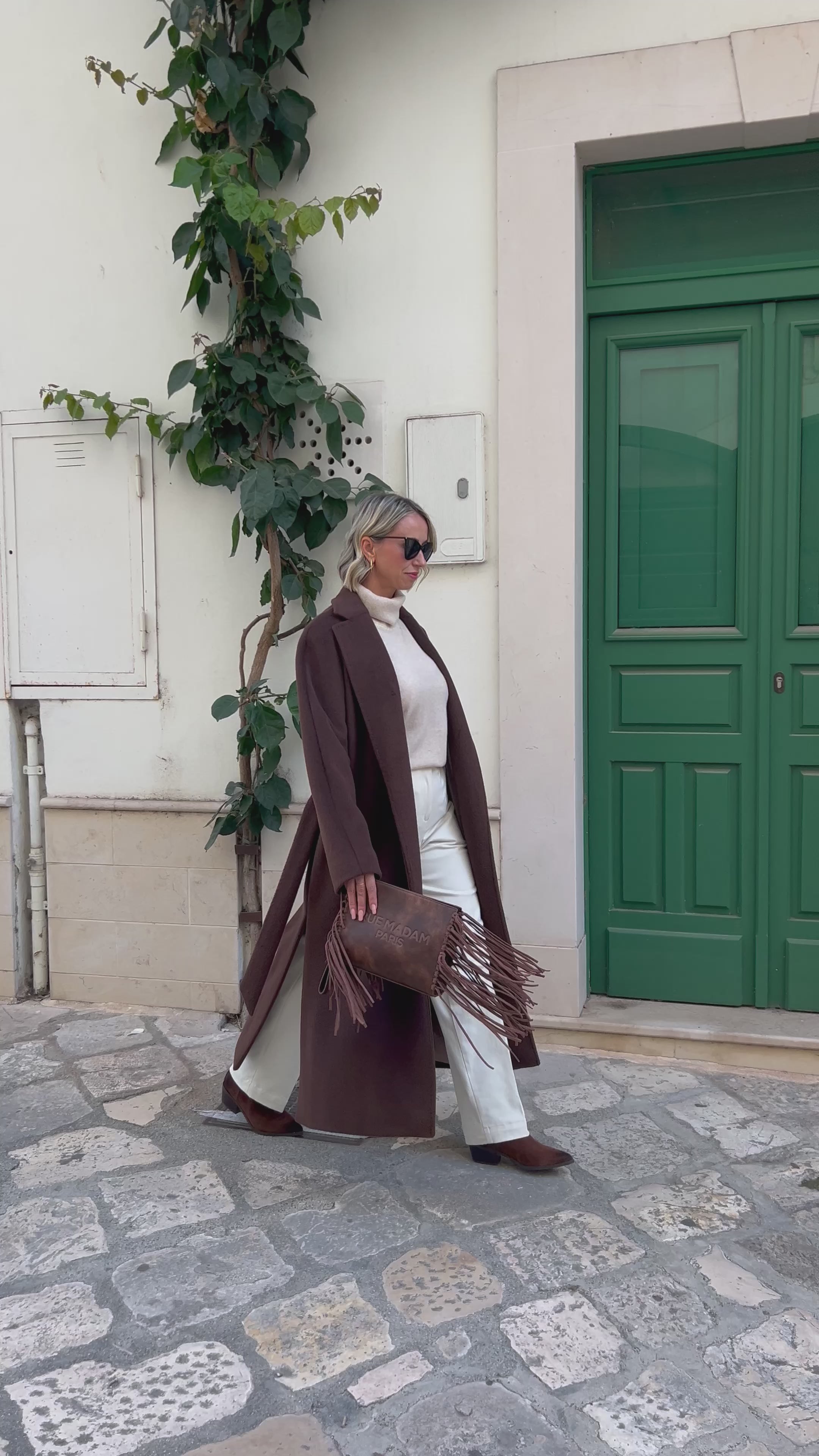 CAPPOTTO ACCAPPATOIO -TAGLIO LUNGO,DESIGN ELEGANTE,COLORE CIOCCOLATO